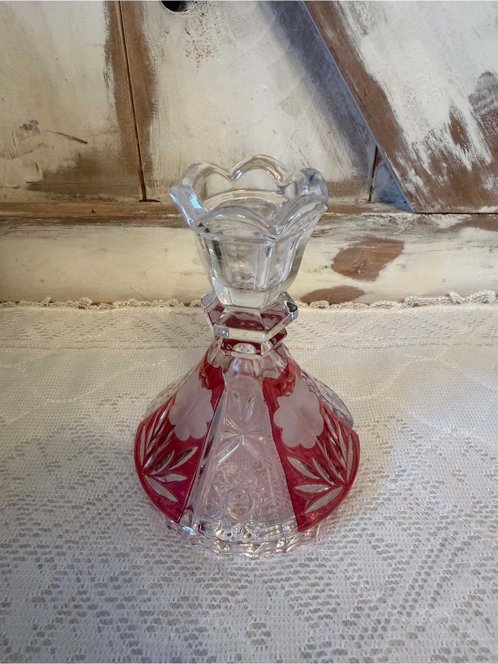 Anna Hütte Bleikristall cranberry candle holder